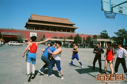 美国人镜头下八十年代中国