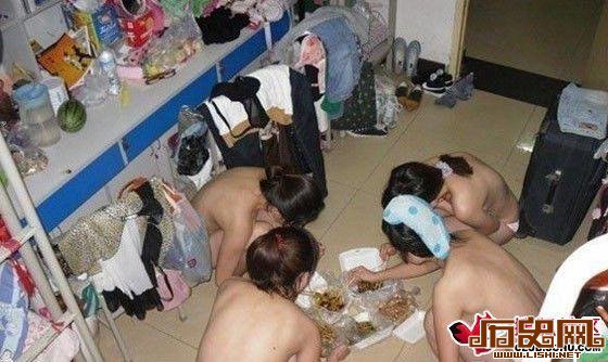 [多图]揭女生宿舍真面目 各种不雅画面雷翻人