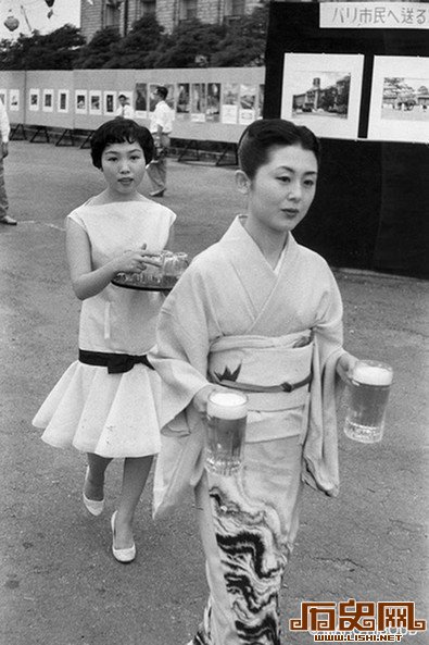 街拍八十年代日本女人