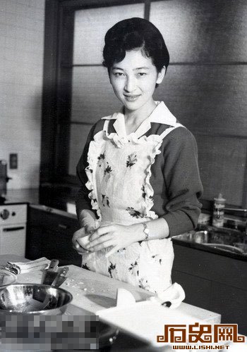 日本皇后美智子青年照曝光