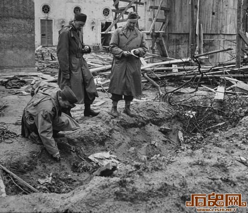 珍贵黑白老照片披露希特勒自杀地堡珍贵黑白老照片披露希特勒自杀地堡珍贵黑白老照片披露希特勒自杀地堡珍贵黑白老照片披露希特勒自杀地堡珍贵黑白老照片披露希特勒自杀地堡珍贵黑白老照片披露希特勒自杀地堡珍贵黑白老照片披露希特勒自杀地堡珍贵黑白老照片披露希特勒自杀地堡珍贵黑白老照片披露希特勒自杀地堡
