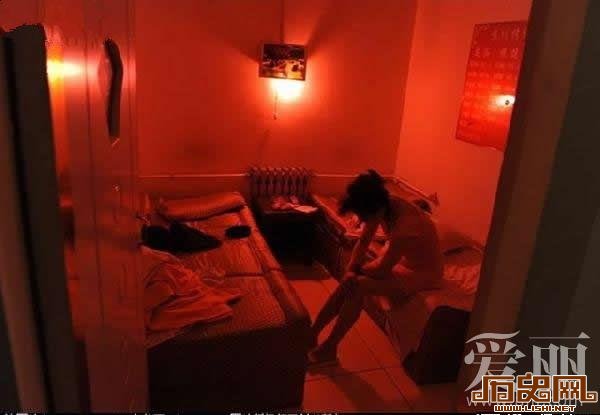 [多图]探访最底层的红灯区妓女聚集地