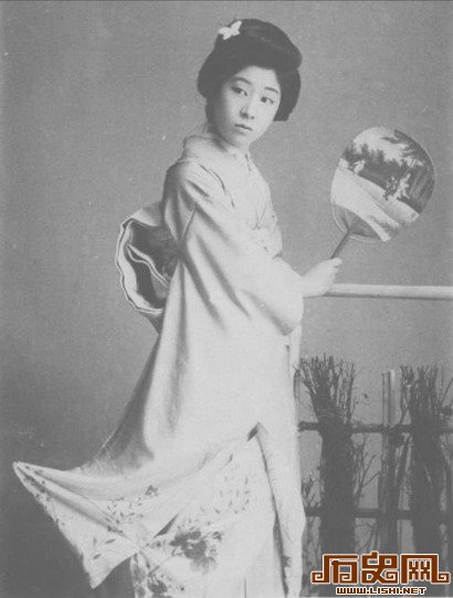 1908年日本的清纯艺妓旧照