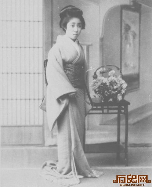 1908年日本的清纯艺妓旧照