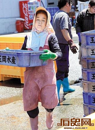 中日两国女性谁更勤劳？