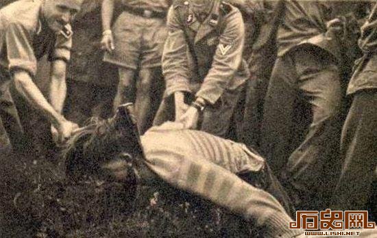 二战残忍死刑：斧头砍人全过程二战残忍死刑：斧头砍人全过程二战残忍死刑：斧头砍人全过程二战残忍死刑：斧头砍人全过程