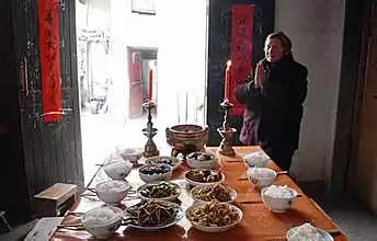 为什么把万圣节也称作为鬼节（中国鬼节跟万圣节的相同点）