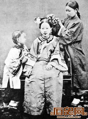 清宫选妃子真实情况：拼的是家世与美貌无关