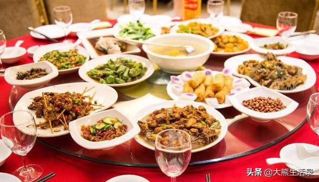 中国人的饭局（中国式饭局的细节）