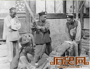 古代为何治贪难：传统政治体制默许官员贪污