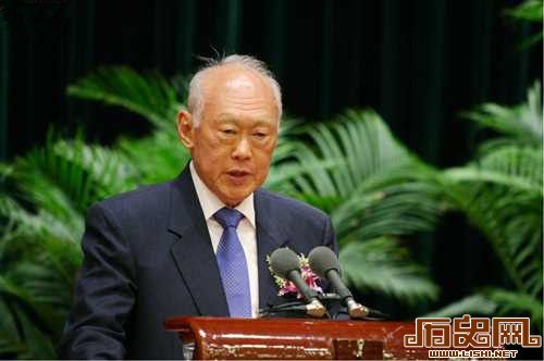 人民行动党创始人：李光耀
