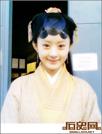 《红楼梦》里的美人邢岫烟：容貌不输林黛玉