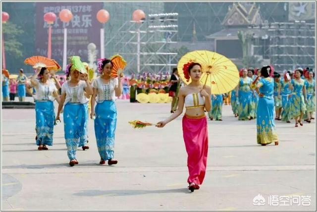 西双版纳泼水节流程（西双版纳泼水节哪天泼水）