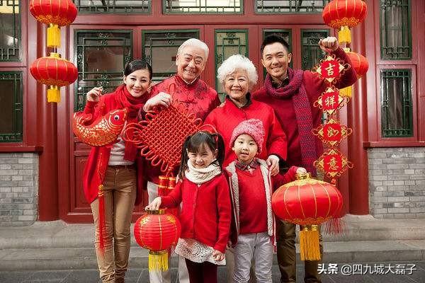 在你的家乡元宵节有哪些风俗（元宵节由来与风俗）
