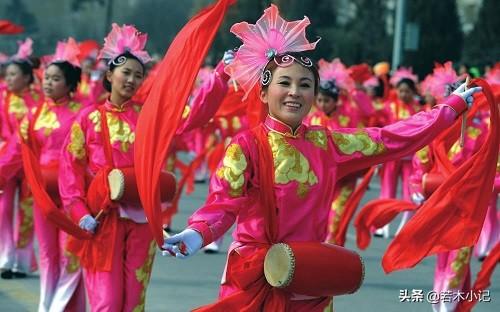 正月十五为啥闹元宵（正月十五闹元宵的意义是什么）