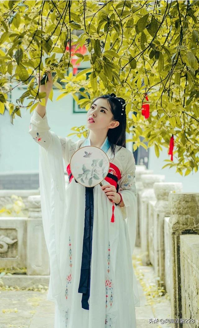 汉服与现在的服装的区别（汉服现在流行吗）