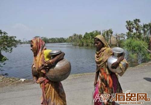 揭秘全球怪异奇特风俗