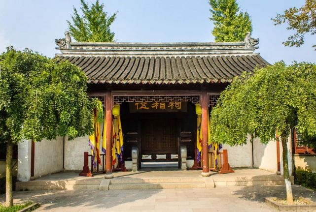 中国人最痴迷的城市，为什么是她？