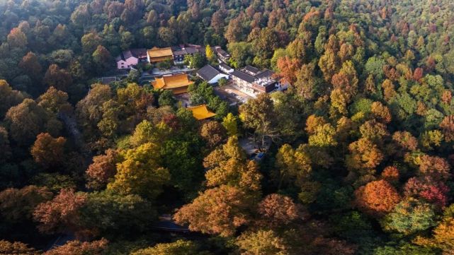 一座岳麓山，半部湖南史