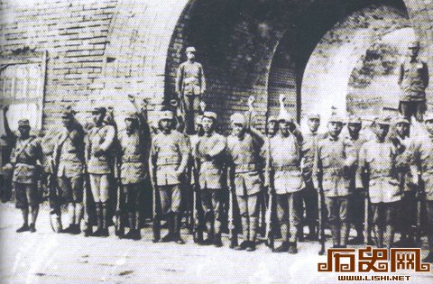 蒋介石原本看好共产党 为何国共最终走向决裂？