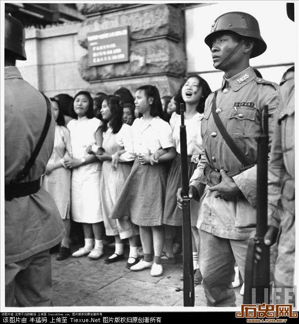 [多图]1948年上海学生反美游行