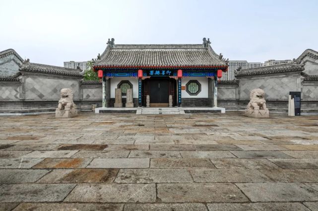 中国醉爽的城市，一口啤酒，一眼大海