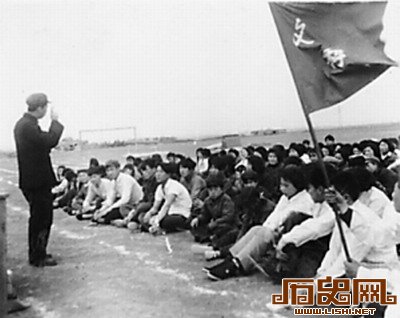 揭秘教育大跃进：大学教材最快十天一本