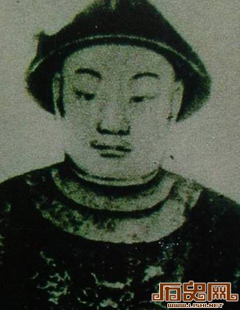 如何看待施琅的历史功绩？何谈施琅“背郑降清”