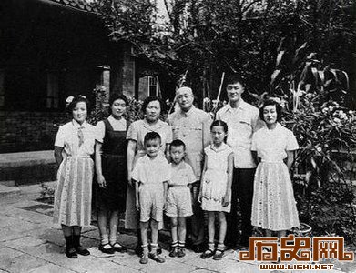 刘伯承告诫子女：不要做“红墙里的贵族”