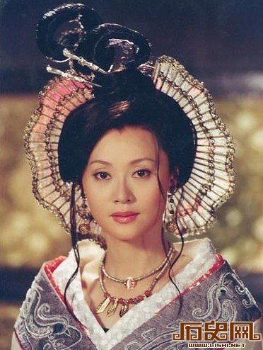 中国历史上唯一一位生下私生子的皇太后是谁？