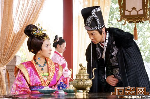 宦官的畸型婚姻：唐朝一半以上的太监娶妻养子