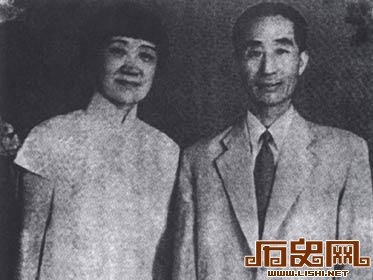 徐悲鸿劈腿代价惨重：日夜作画还情债