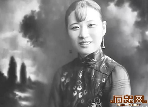 宋美龄19岁对婚姻悲观：父母不准其嫁外国人