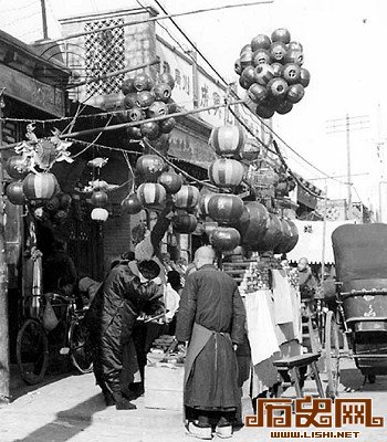 老北京春节习俗：过零点不动刀 初一不吃荤