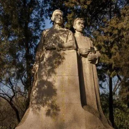 100年前的“斜杠青年”：文艺青年是如何成为中共一大代表的？