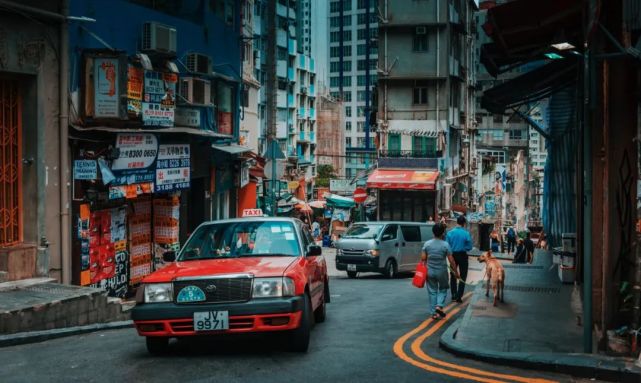 香港风云：陨落的女神，是否浪漫依然？