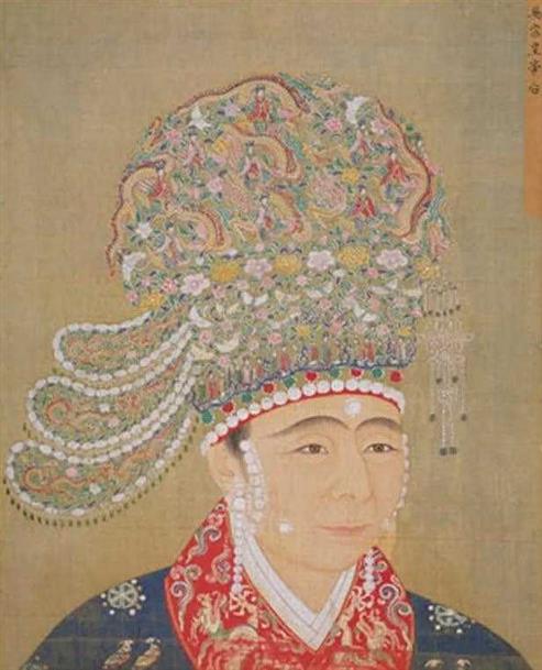 女中尧舜：人设女王的真相