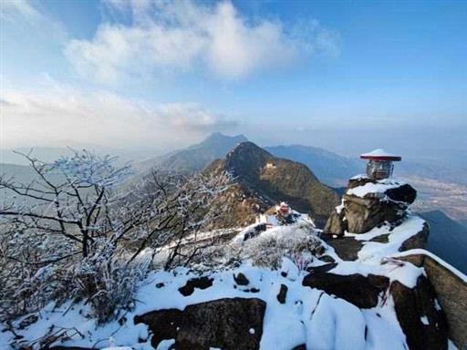 江西上饶：白雪皑皑，童话世界，灵山瑞雪迎新年（图）