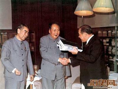 1972年田中角荣访华回国 遭谴责曾被逼剖腹谢罪