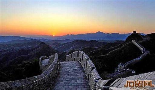 东亚上空游荡的可怕幽灵