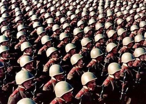 90年代，乌克兰工资增长了7270倍，为何先后使用2种货币？