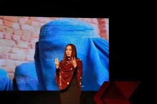 你还记得那个闯进战区的36岁北京女人吗？