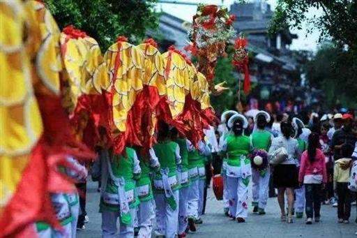 春节云南有什么节日风俗（云南特别的节日）