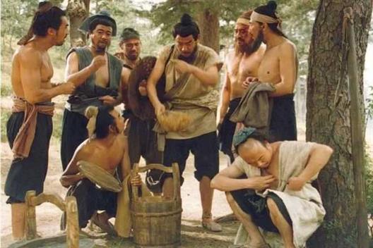 《水浒传》中让杨志栽跟头的生辰纲，这个“纲”是什么意思