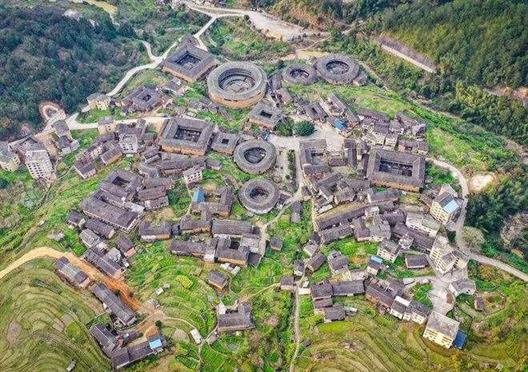 福建土楼：大山里的世界文化遗产