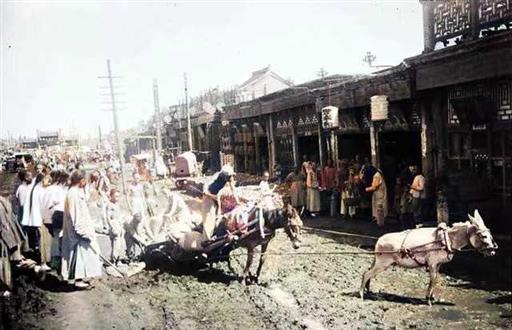 罕见老照片：1902年的真实北京，民生凋敝，一片末日王朝的衰败象