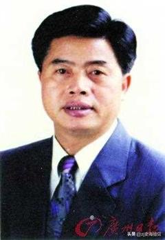 姓黄的历史名人有哪些,来源出自哪里（姓黄的历史名人有）
