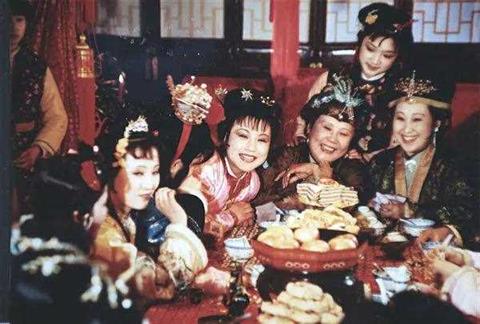 《红楼梦》惊艳旧照曝光：时隔35年，才发现它背后的秘密！