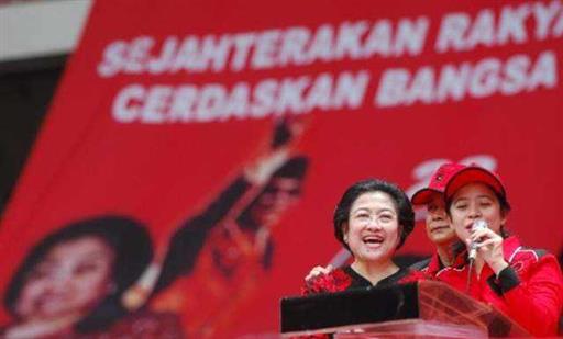 唯一连任3年的女总统，带领国家不断复兴，至今备受百姓爱戴