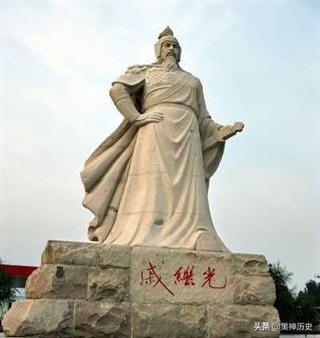 《万历十五年》与《明朝那些事》，哪个对了解明朝历史更有帮助？